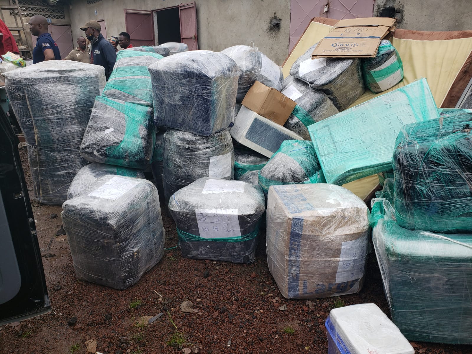 american-cameroon-shipping-center1